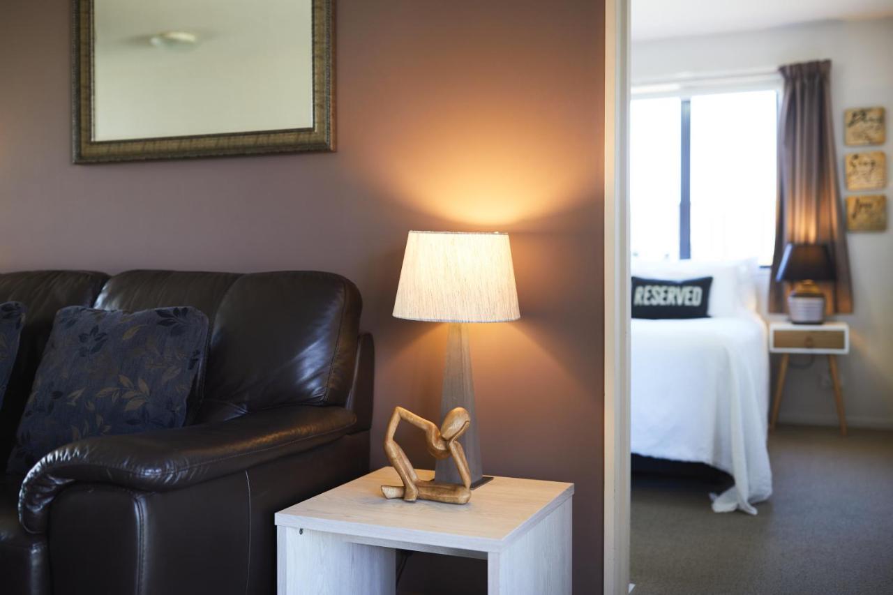 Blenheim Palms Motel Luaran gambar