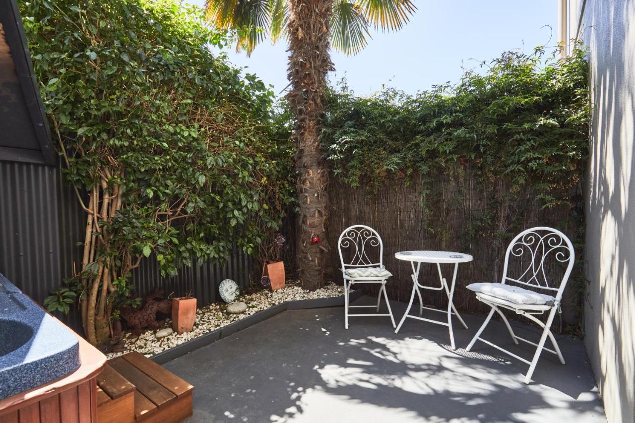 Blenheim Palms Motel Luaran gambar