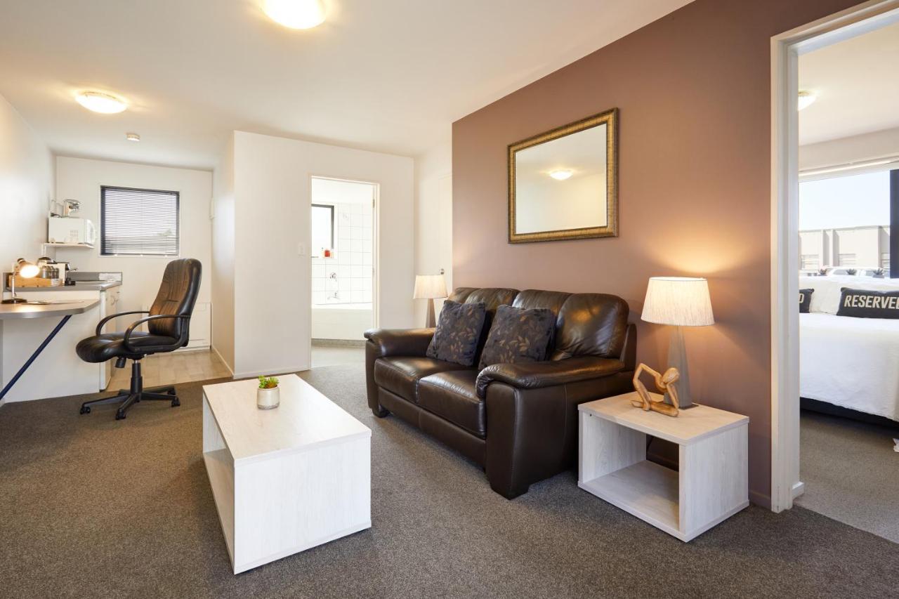 Blenheim Palms Motel Luaran gambar