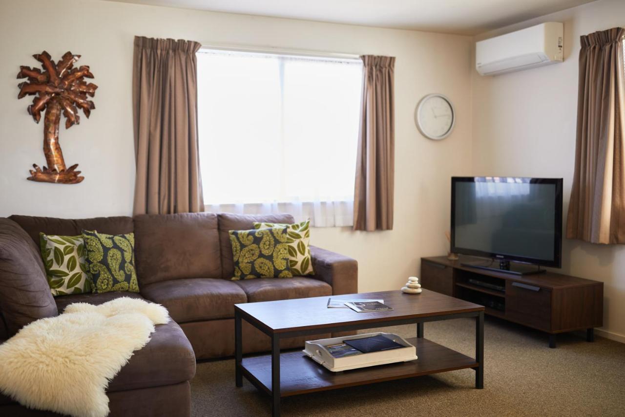 Blenheim Palms Motel Luaran gambar