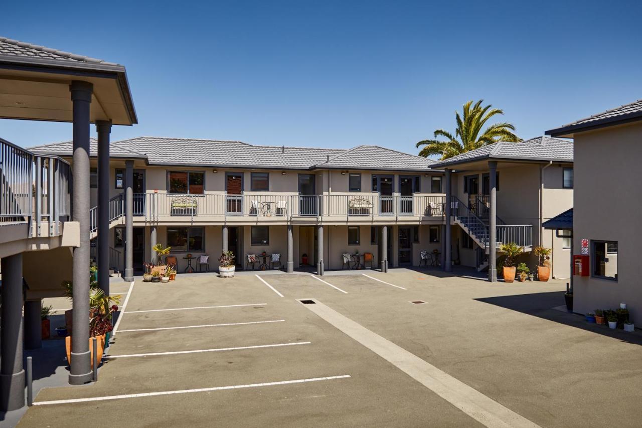 Blenheim Palms Motel Luaran gambar