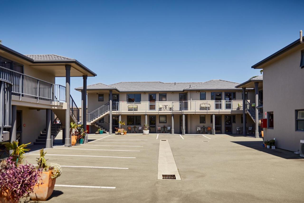 Blenheim Palms Motel Luaran gambar
