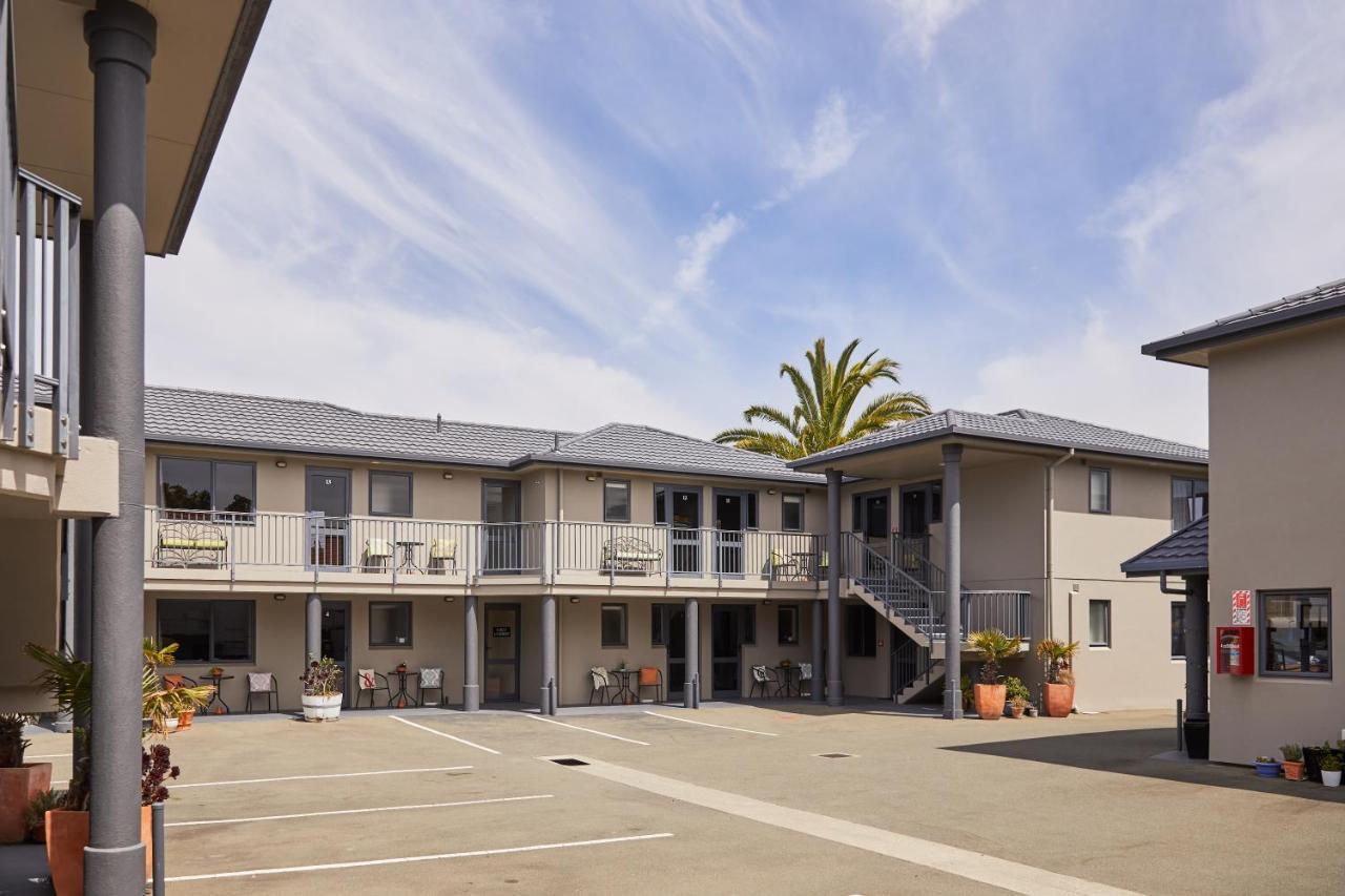 Blenheim Palms Motel Luaran gambar